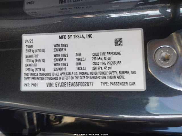 2025 TESLA MODEL 3 5YJ3E1EA6SF002877 Photo 8