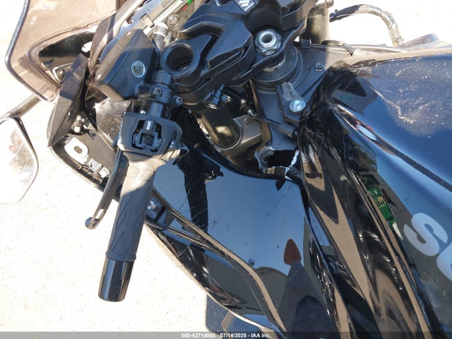 JS1EJ11B7P7100925 Suzuki Dxa1