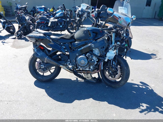 JS1EJ11B7P7100925 Suzuki Dxa1