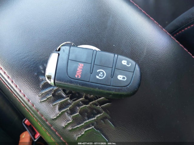 Dodge 2018 2018 3C4PDCEG6JT472301 Image 11