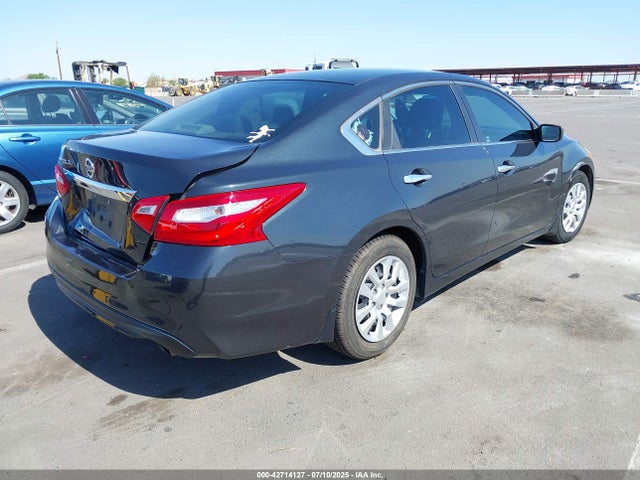 1N4AL3AP3HN305246 Nissan Altima