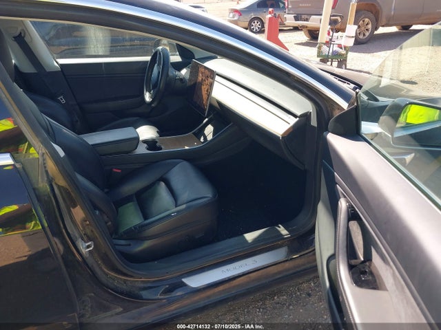 2020 TESLA MODEL 3 5YJ3E1EB7LF599922 Photo 4