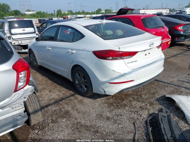 2017 HYUNDAI ELANTRA 5NPD84LF0HH161206 Photo 2