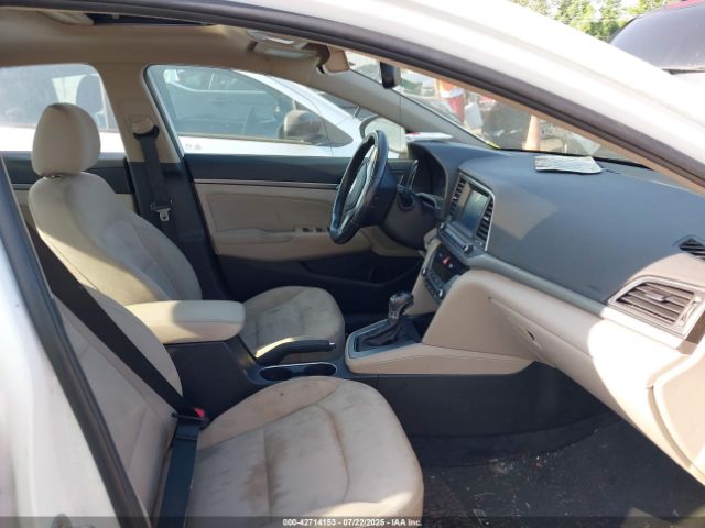 2017 HYUNDAI ELANTRA 5NPD84LF0HH161206 Photo 4