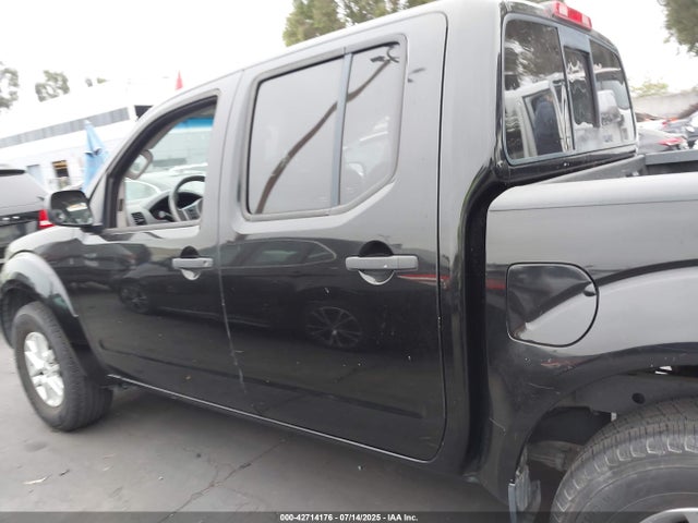 1N6AD0ER0GN732803 Nissan 2016