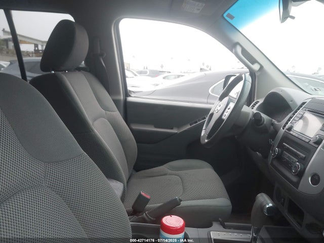 1N6AD0ER0GN732803 Nissan 2016