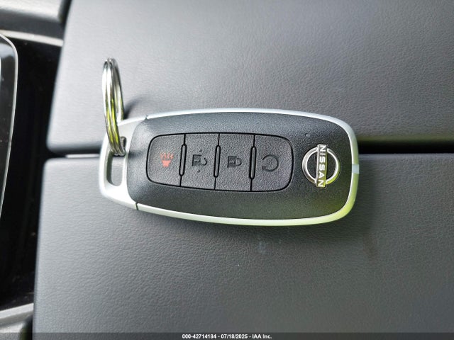 JN8BT3BA2PW008085 Nissan Rogue