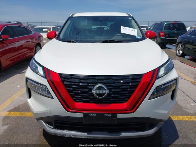 JN8BT3BA2PW008085 Nissan Rogue