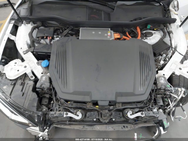 2019 AUDI E-TRON WA1VAAGE9KB011042 Photo 9