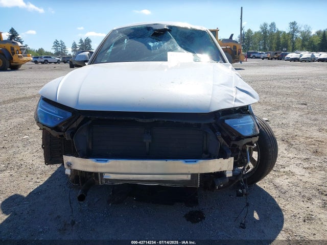 WA15AAFY3P2005580 Audi 45 tfsi