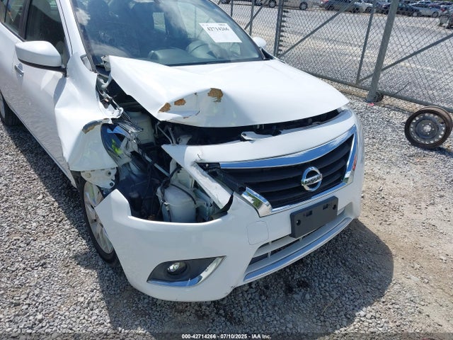 3N1CN7AP7JL874341 Nissan 2018