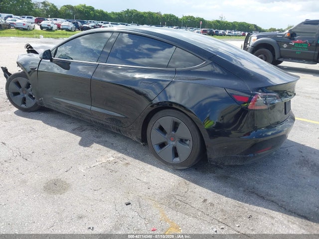 2022 TESLA MODEL 3 5YJ3E1EB9NF173295 Photo 2
