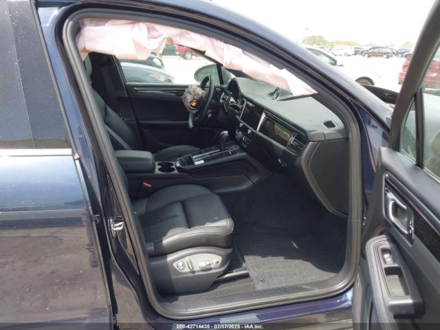 2022 PORSCHE MACAN WP1AA2A58NLB11973 Photo 4