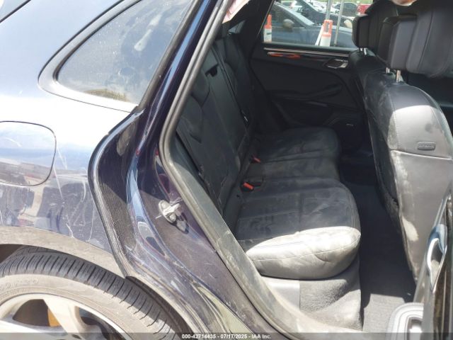 2022 PORSCHE MACAN WP1AA2A58NLB11973 Photo 7