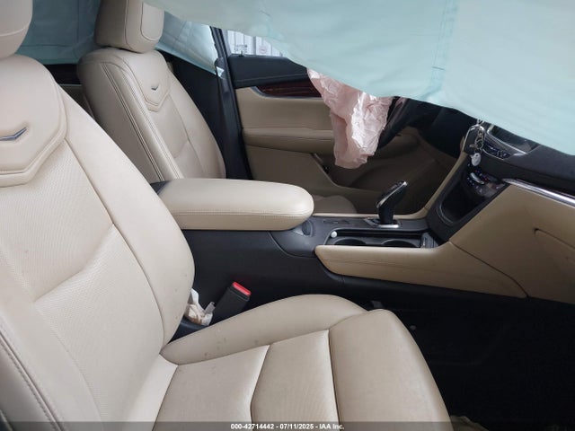 2019 CADILLAC XT5 1GYKNCRS2KZ172376 Photo 4