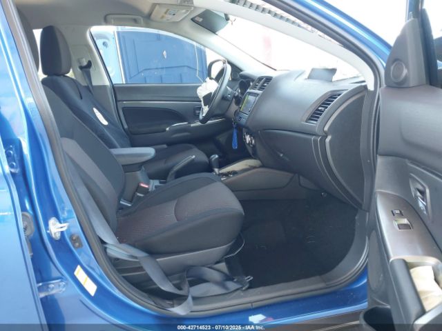 2019 MITSUBISHI OUTLANDER SPORT JA4AP3AU8KU034471 Photo 4