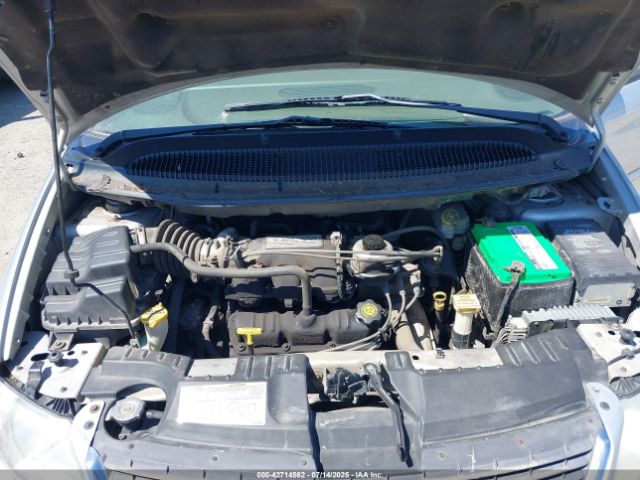 2003 CHRYSLER TOWN & COUNTRY 2C4GP74L03R224824 Photo 9