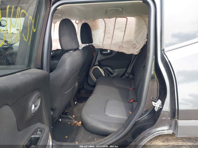 Jeep Renegade 2017 ZACCJBBB0HPG39330 Image 8