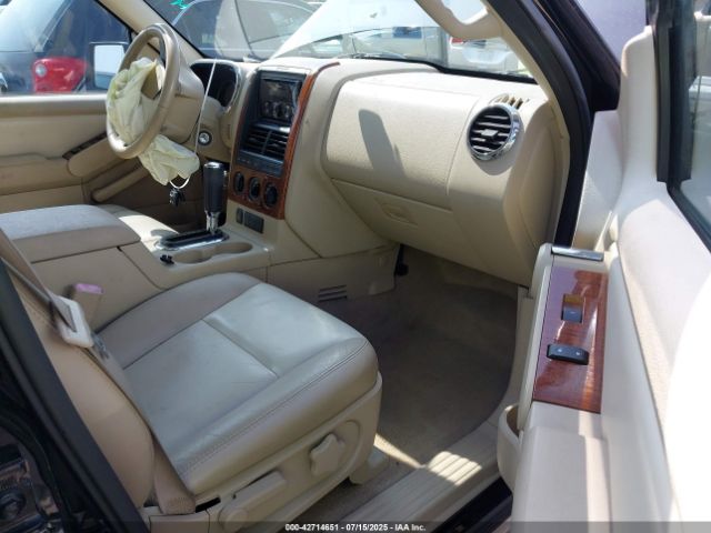 2006 FORD EXPLORER 1FMEU64E46UB70961 Photo 4