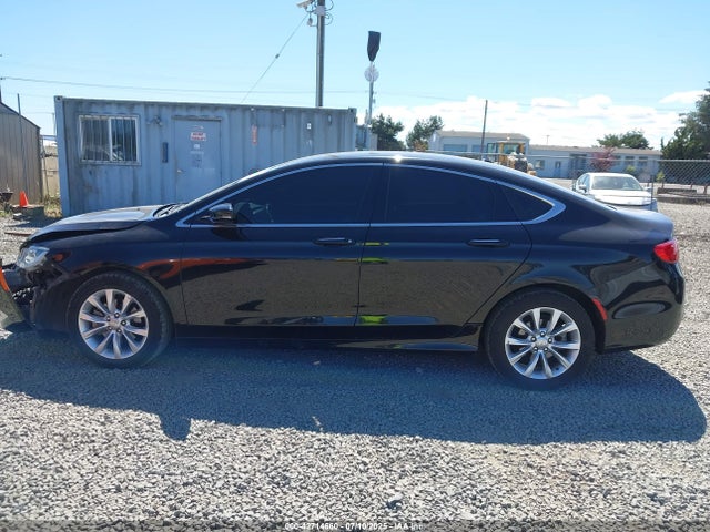 1C3CCCCB9FN568525 Chrysler 2015