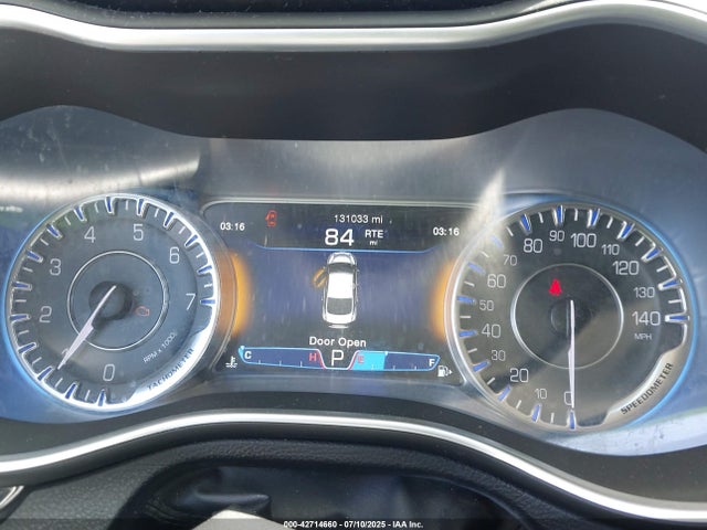 1C3CCCCB9FN568525 Chrysler 2015