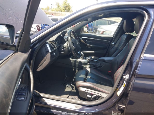 WBA8B9G37HNU54209 BMW 2017