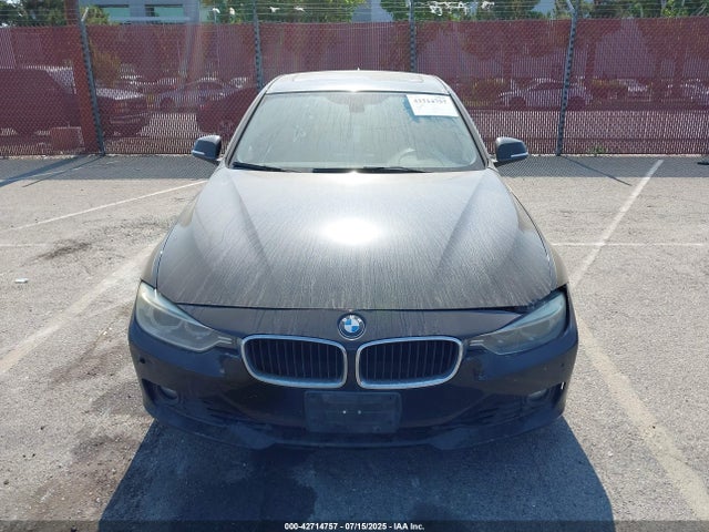 WBA3C1C59FK118110 BMW 328I
