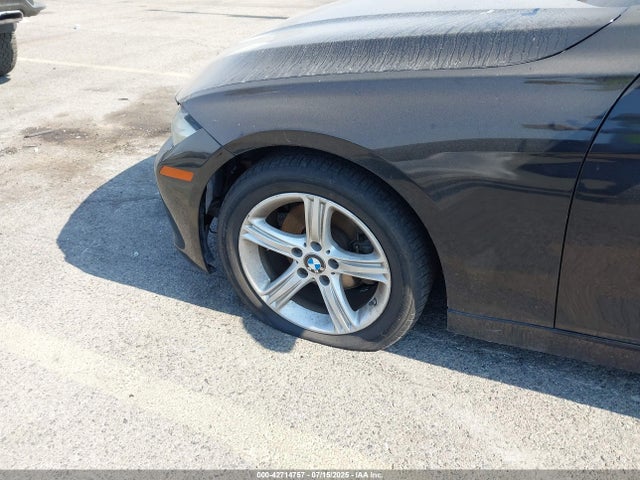 WBA3C1C59FK118110 BMW 328I