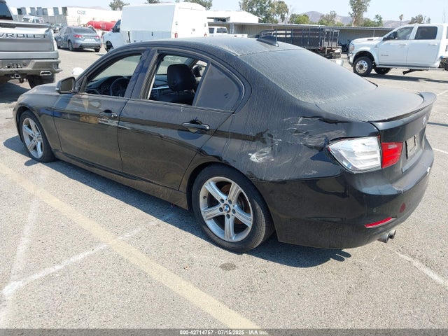 WBA3C1C59FK118110 BMW 328I