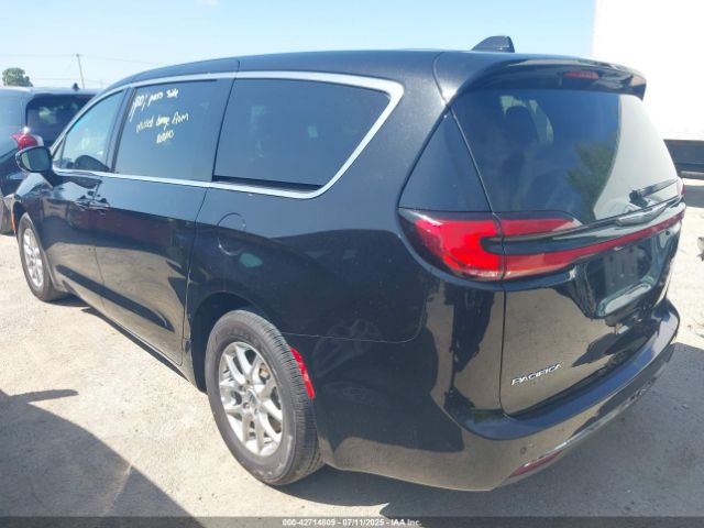 2025 CHRYSLER PACIFICA 2C4RC1BG4SR521097 Photo 2