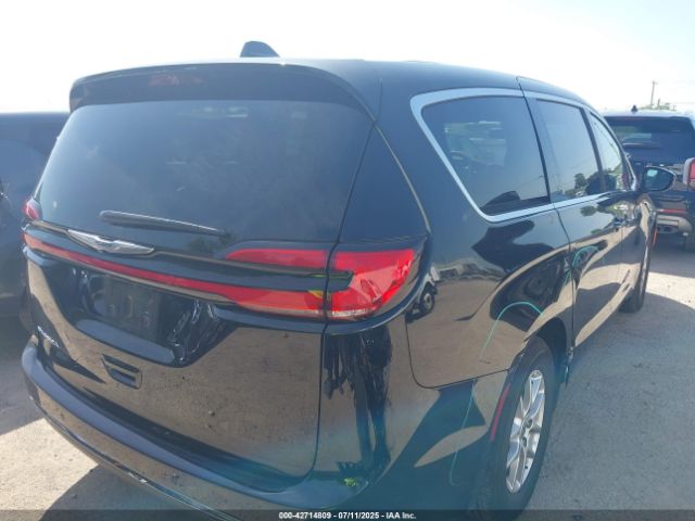 2025 CHRYSLER PACIFICA 2C4RC1BG4SR521097 Photo 3