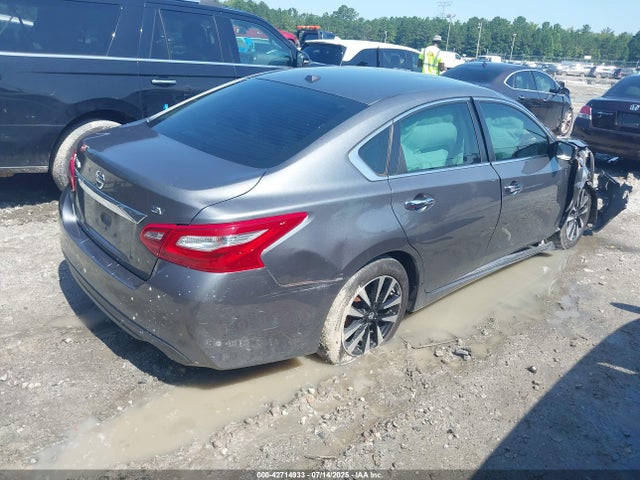 1N4AL3APXJC100962 Nissan 2018