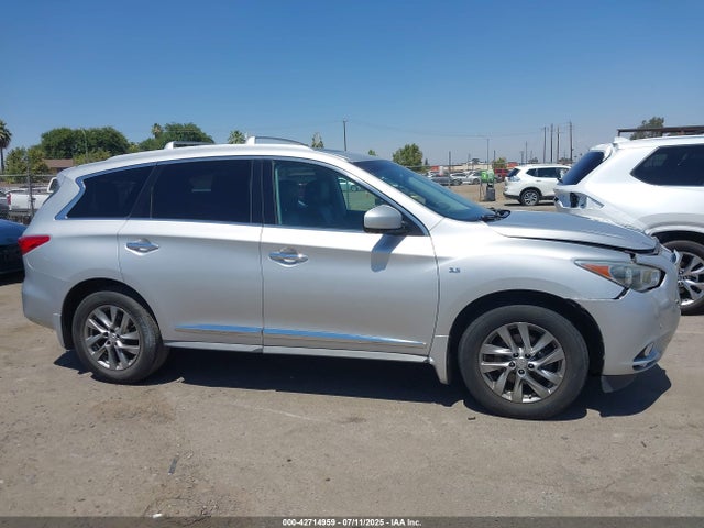 Infiniti 2015 2015 5N1AL0MN4FC545512 Image 13