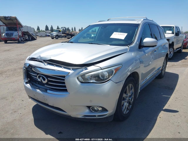 Infiniti 2015 2015 5N1AL0MN4FC545512 Image 2
