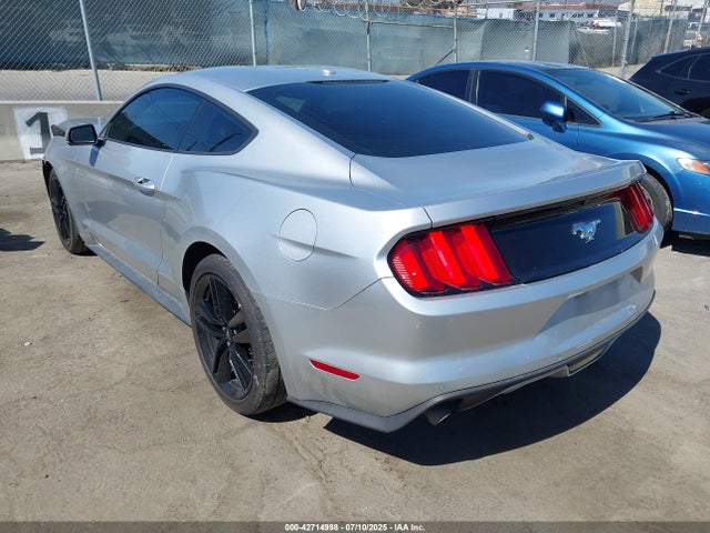 1FA6P8TH9G5230449 Ford 2016