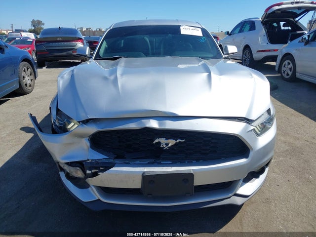 1FA6P8TH9G5230449 Ford 2016