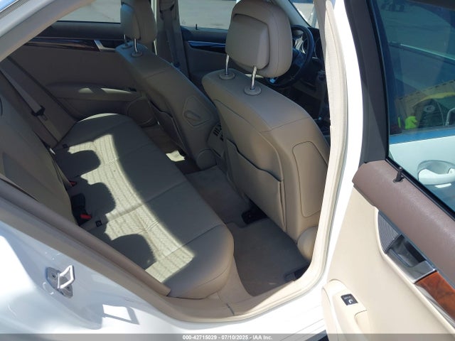 WDDGF4HB9EG255163 Mercedes-Benz C-Class