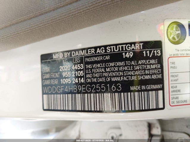 WDDGF4HB9EG255163 Mercedes-Benz C-Class