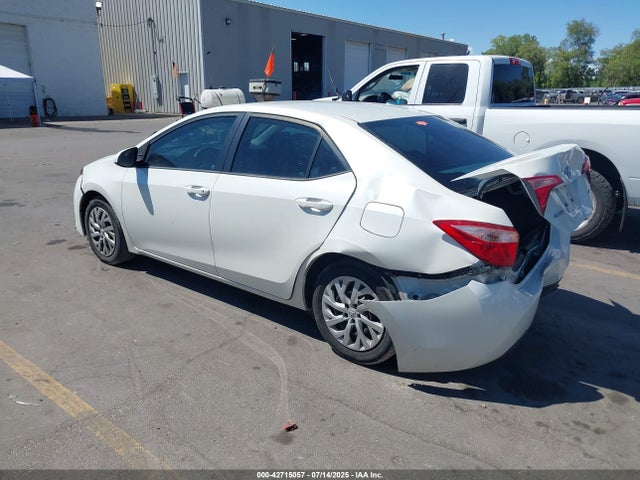 5YFBURHE1HP608595 Toyota 2zr-fe