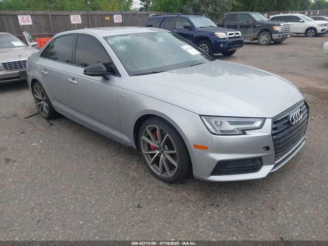 2018 AUDI A4 WAUENBF4XJN017225 Photo 0