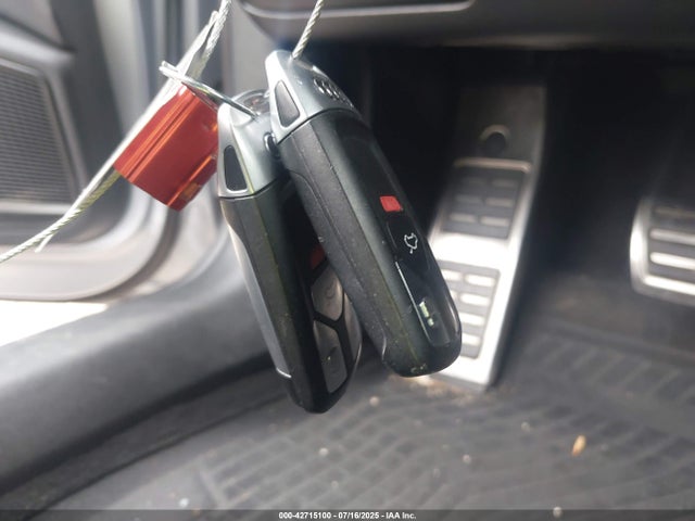 2018 AUDI A4 WAUENBF4XJN017225 Photo 10