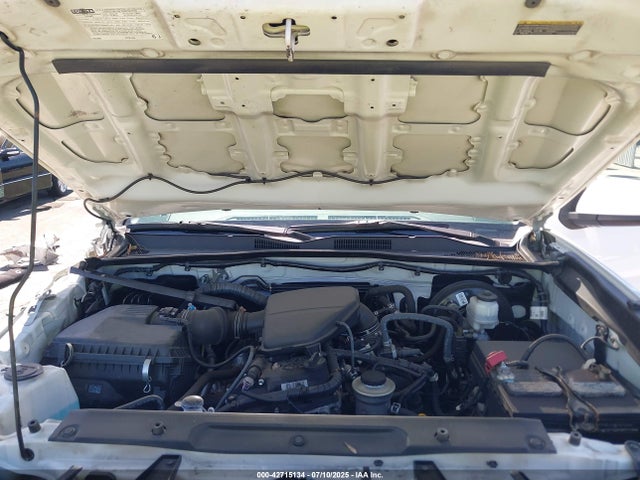 5TFAX5GN5KX156141 Toyota 2tr-fe