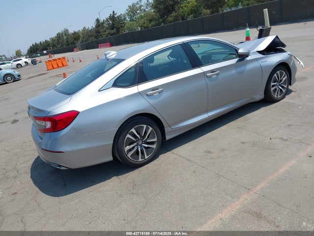 1HGCV3F11NA010796 Honda lfb2