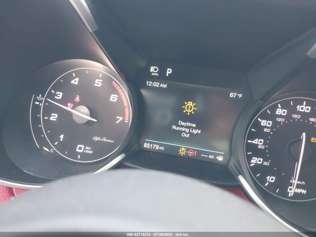 Alfa Romeo giulia (952) 2018 ZARFAEBN9J7581610 Image 15