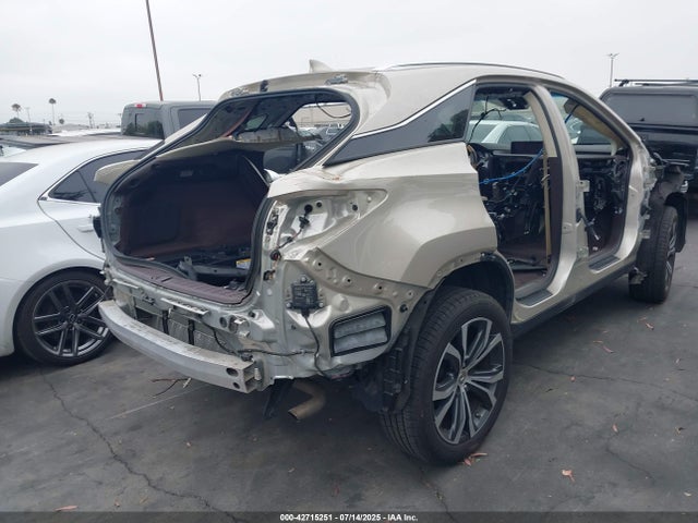 Lexus 2017 2017 2T2BZMCA8HC067727 Image 4