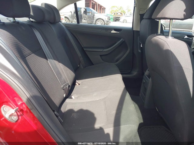 3VW267AJ6GM404237 Volkswagen 2016