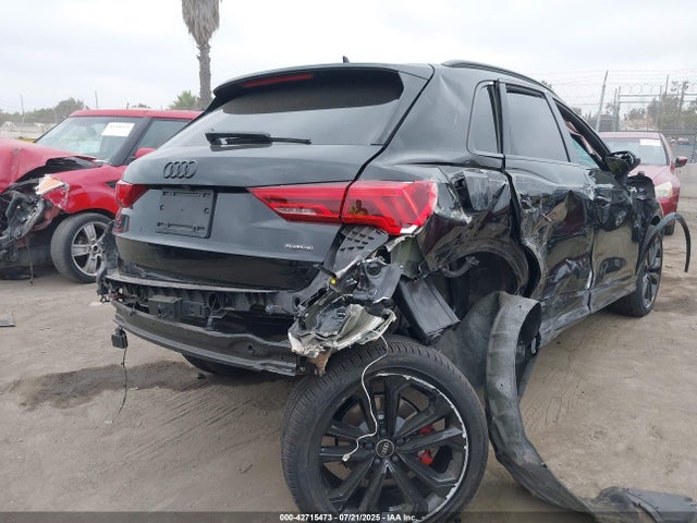 2021 AUDI Q3 WA1DECF37M1076315 Photo 3