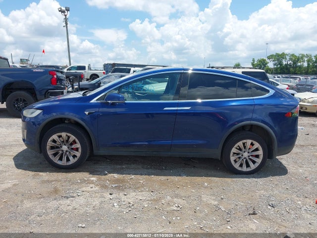 Tesla MODEL X 2017 5YJXCBE49HF053550 Image 13