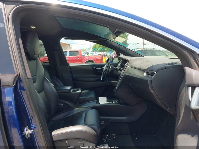 2017 TESLA MODEL X 5YJXCBE49HF053550 Photo 4
