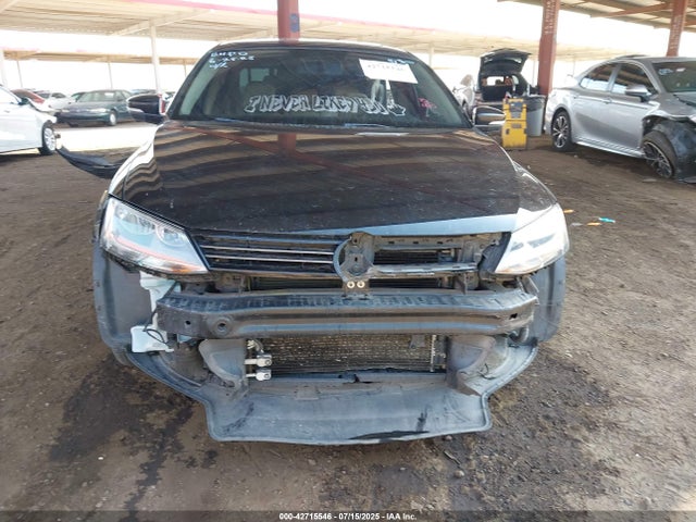 3VWD17AJ4EM361960 Volkswagen Jetta